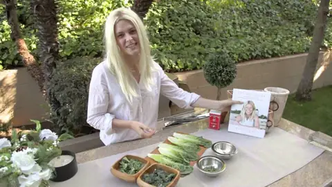 Star Cooks: Hollywood Celebrities Who Excel in the Kitchen