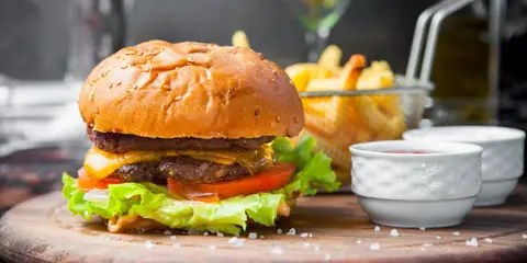 Quick and Easy Low Calorie Burger Recipe for Healthy Eating