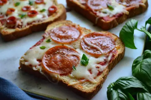 Top 5 Celebrity Meals Food Lovers Must Try at Home