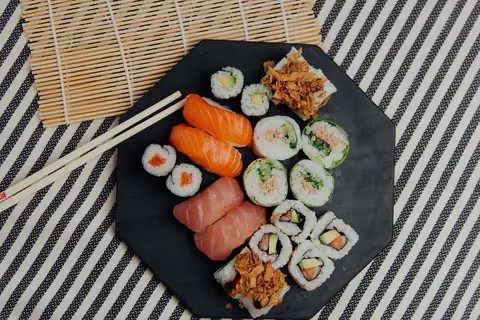 A Culinary Guide to Eating Sushi Like a Pro