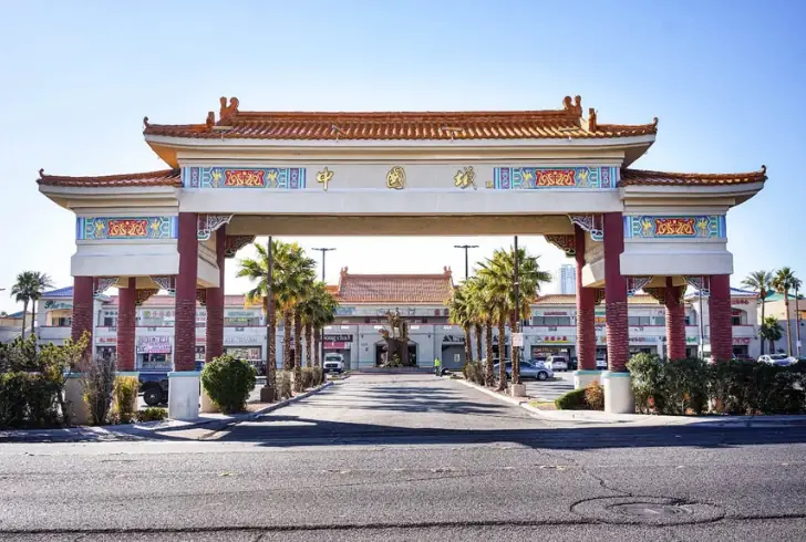 Vibrant Las Vegas Chinatown street view