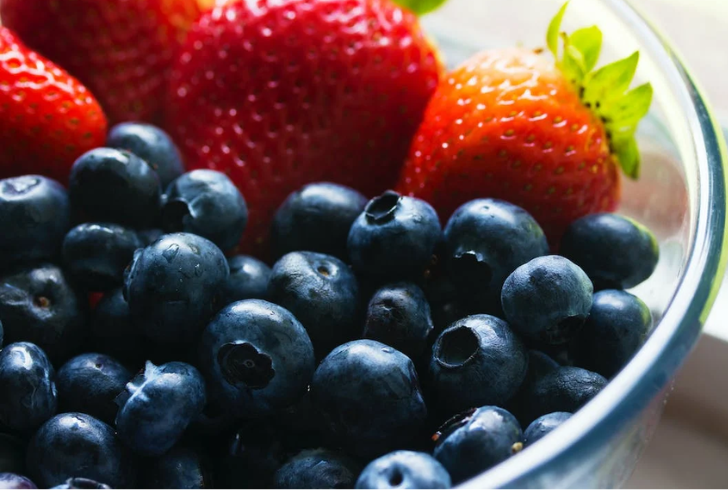 Berries, are linked to better mental health.